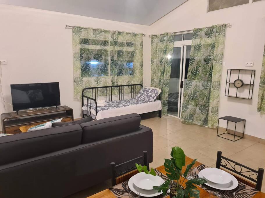 Taharu'U Guest House By The Beach Papara Exteriér fotografie